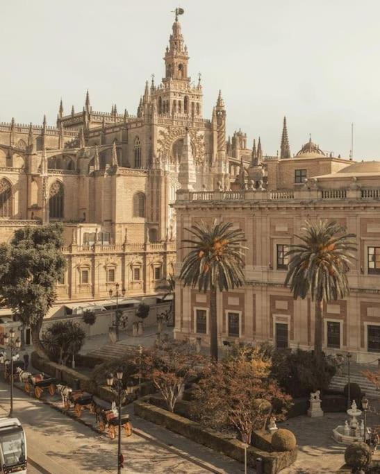 Soleado, Familiar, Alegre Y Tranquilo A Un Paseo De La Catedral Appartamento *