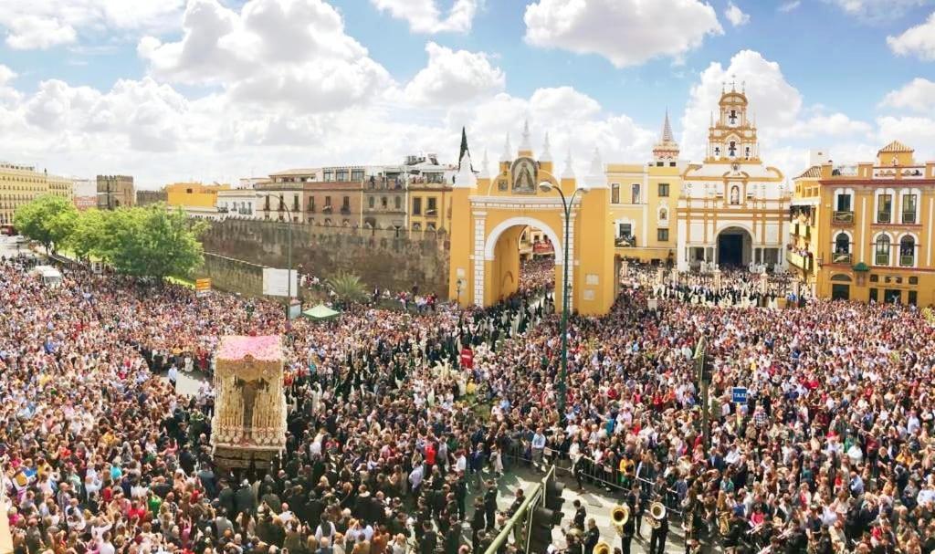 Appartamento Soleado, Familiar, Alegre Y Tranquilo A Un Paseo De La Catedral Siviglia